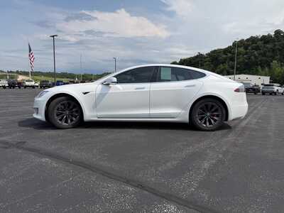 2019 Tesla Model S, $27000.00. Photo 5