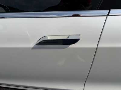 2019 Tesla Model S, $27000.00. Photo 6