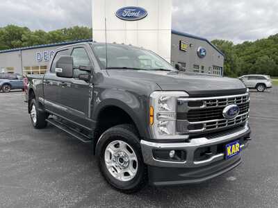 2026 Ford F350 Crew Cab, $59899.00. Photo 3