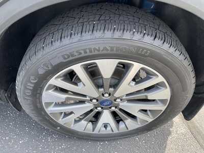 2022 Ford Escape, $24599.00. Photo 10