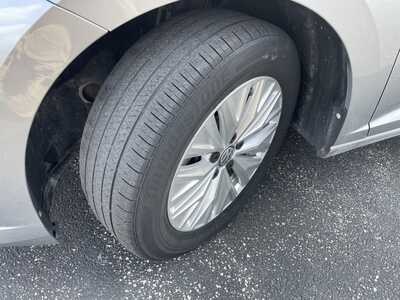 2020 Volkswagen Jetta, $17000.00. Photo 11
