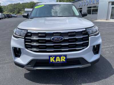 2026 Ford Explorer, $43599.00. Photo 4
