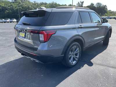 2026 Ford Explorer, $46800.00. Photo 9