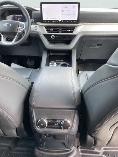 2025 Ford Explorer, $37899. Photo 12