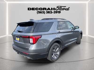 2025 Ford Explorer, $37899. Photo 8