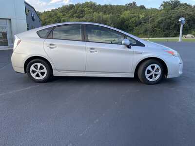 2014 Toyota Prius, $8999.00. Photo 2