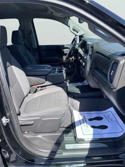 2021 Chevrolet 1500 Crew Cab, $27899. Photo 12