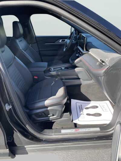 2026 Ford Explorer, $40299. Photo 11