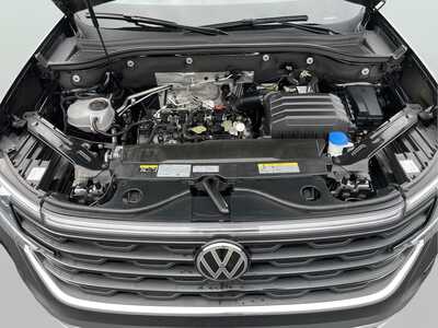 2024 Volkswagen Atlas, $25799. Photo 10