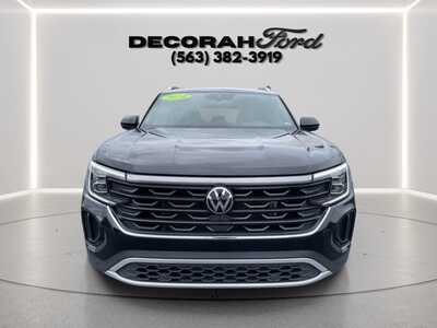 2024 Volkswagen Atlas, $25799. Photo 3