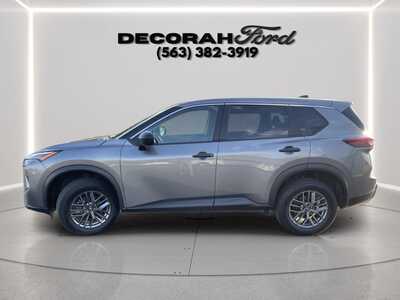 2024 Nissan Rogue, $21000. Photo 4