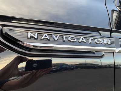 2024 Lincoln Navigator, $104998. Photo 10