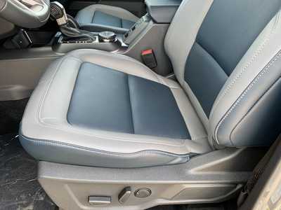 2024 Ford Bronco, $50477. Photo 12