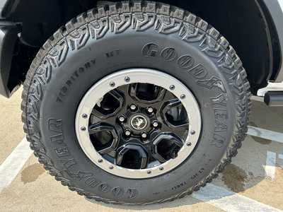 2024 Ford Bronco, $59362. Photo 11