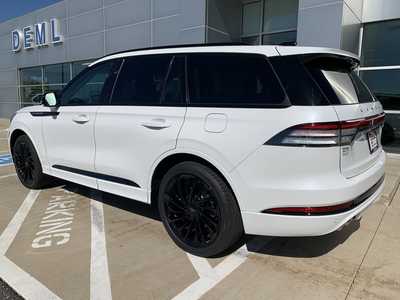 2025 Lincoln Aviator, $73682. Photo 3