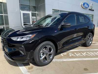 2025 Ford Escape, $34275. Photo 2