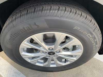 2025 Ford Escape, $31452. Photo 8