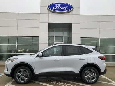 2025 Ford Escape, $33498. Photo 4