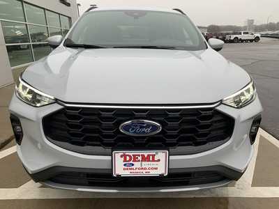 2025 Ford Escape, $33498. Photo 5