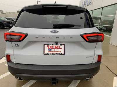 2025 Ford Escape, $33498. Photo 6