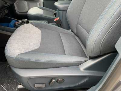 2025 Ford Maverick, $34430. Photo 10