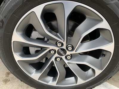 2021 Lincoln Nautilus, $32998. Photo 12