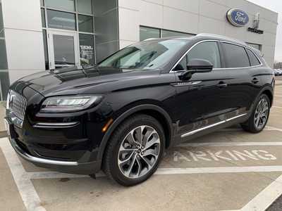 2021 Lincoln Nautilus, $32998. Photo 2