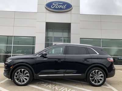 2021 Lincoln Nautilus, $32998. Photo 4