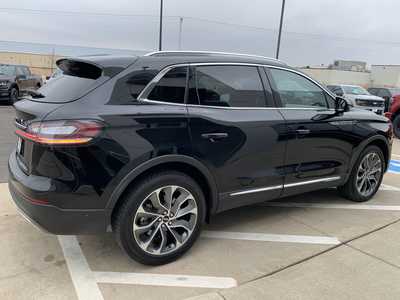 2021 Lincoln Nautilus, $32998. Photo 8
