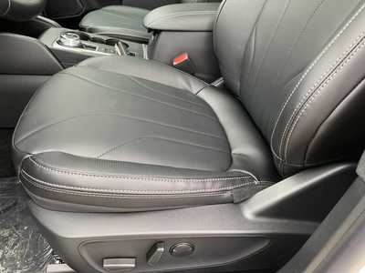 2025 Ford Escape, $39161. Photo 10