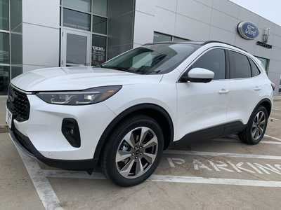 2025 Ford Escape, $39161. Photo 2