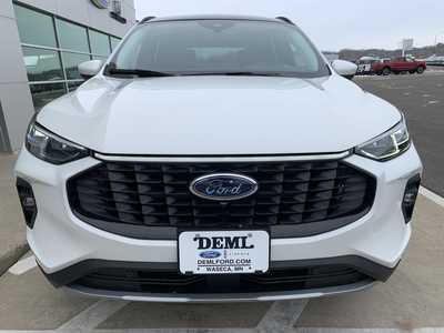 2025 Ford Escape, $39161. Photo 5