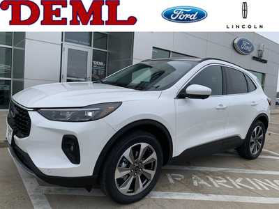 2025 Ford Escape, $39161. Photo 1