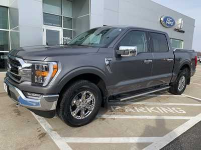 2021 Ford F150 Crew Cab, $34998. Photo 2