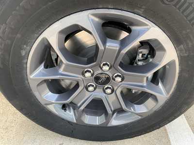 2025 Ford Maverick, $33605. Photo 11