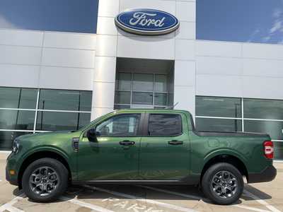 2025 Ford Maverick, $33605. Photo 4