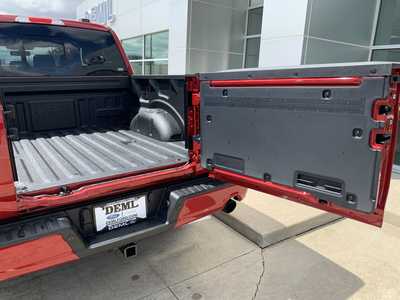 2025 Ford F150 Crew Cab, $74998. Photo 7