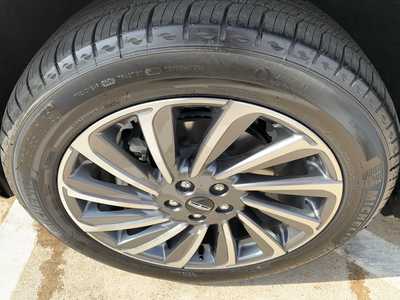 2025 Lincoln Corsair, $48276. Photo 9