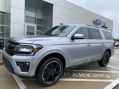 2024 Ford Expedition Max, $69998. Photo 2