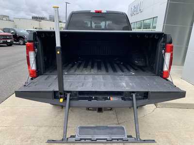 2019 Ford F350 Crew Cab, $46998. Photo 10