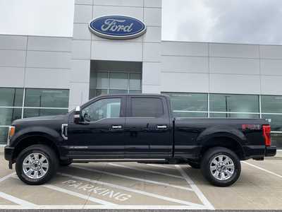 2019 Ford F350 Crew Cab, $46998. Photo 4