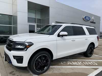 2024 Ford Expedition Max, $69998. Photo 2