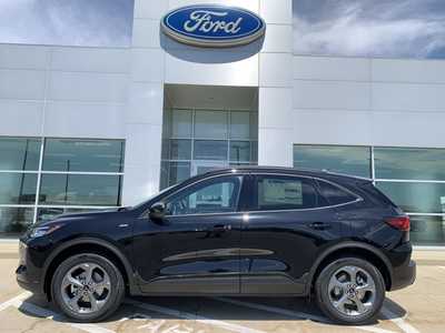 2025 Ford Escape, $34190. Photo 4