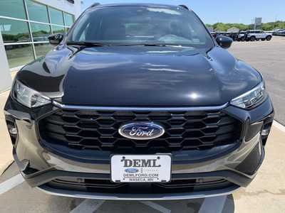 2025 Ford Escape, $34190. Photo 5