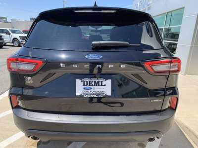 2025 Ford Escape, $34190. Photo 6