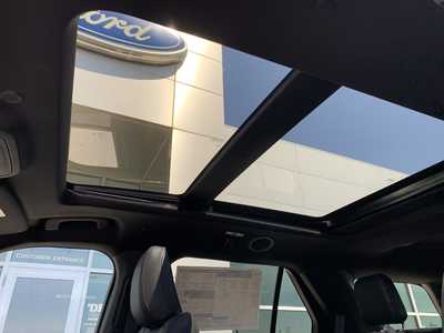 2025 Ford Explorer, $49542. Photo 12