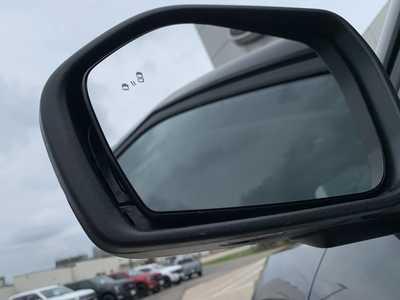 2025 Ford Explorer, $45043. Photo 8