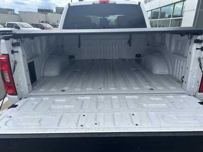 2022 Ford F150 Crew Cab, $37998. Photo 9