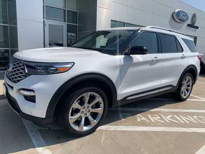 2020 Ford Explorer, $29998. Photo 2