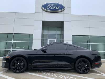 2022 Ford Mustang, $39998. Photo 4